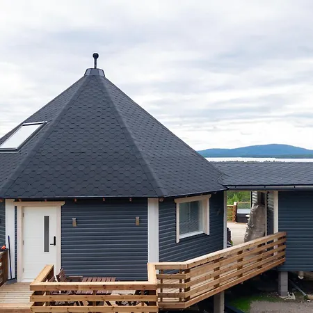 Kalliohylly Luxury Retreat * Inari